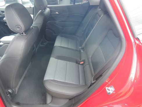 New 2026 Chevrolet Trax LT w/ Driver Confidence Package FWD image 26