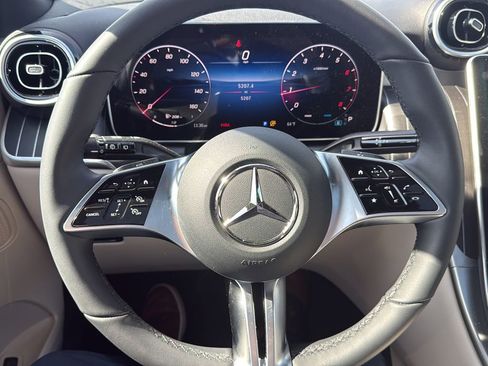 Certified 2026 Mercedes-Benz GLC 300 4MATIC image 11