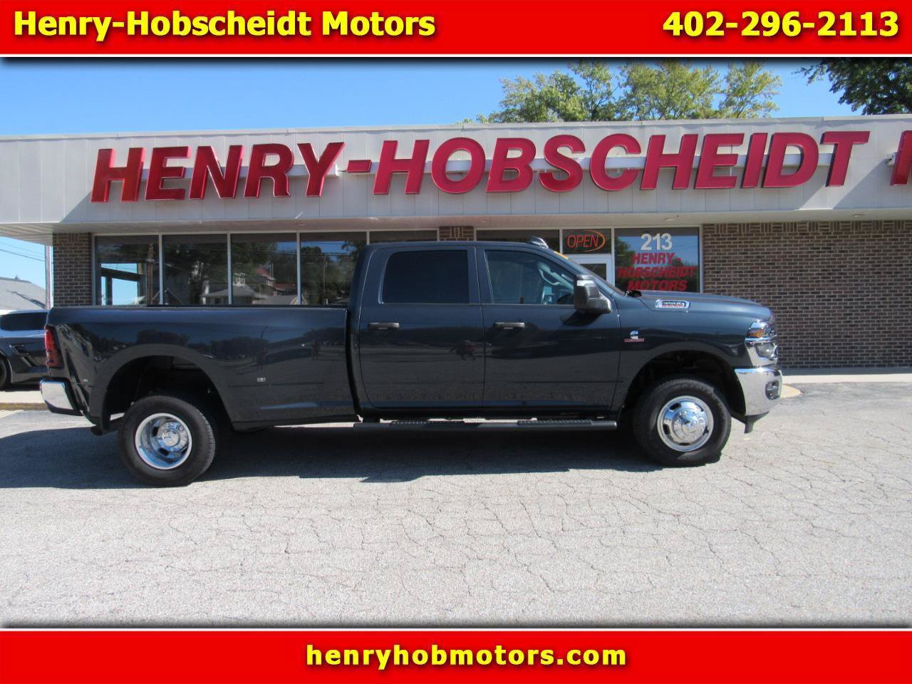 Used 2026 RAM 3500 Tradesman AWD/4WD image 1