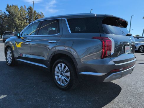 Used 2024 Hyundai Palisade SEL FWD image 6