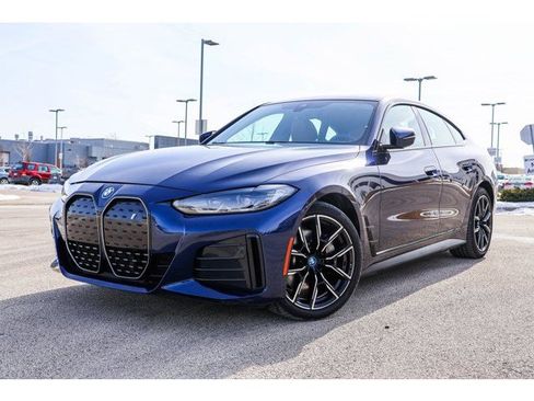 Used 2022 BMW i4 eDrive40 w/ M Sport Package image 1