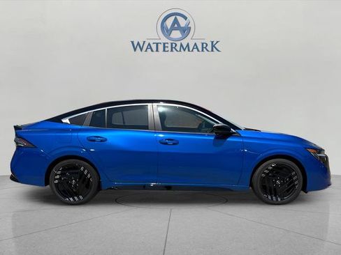 New 2026 Nissan Sentra SR w/ SR Premium Package FWD image 5