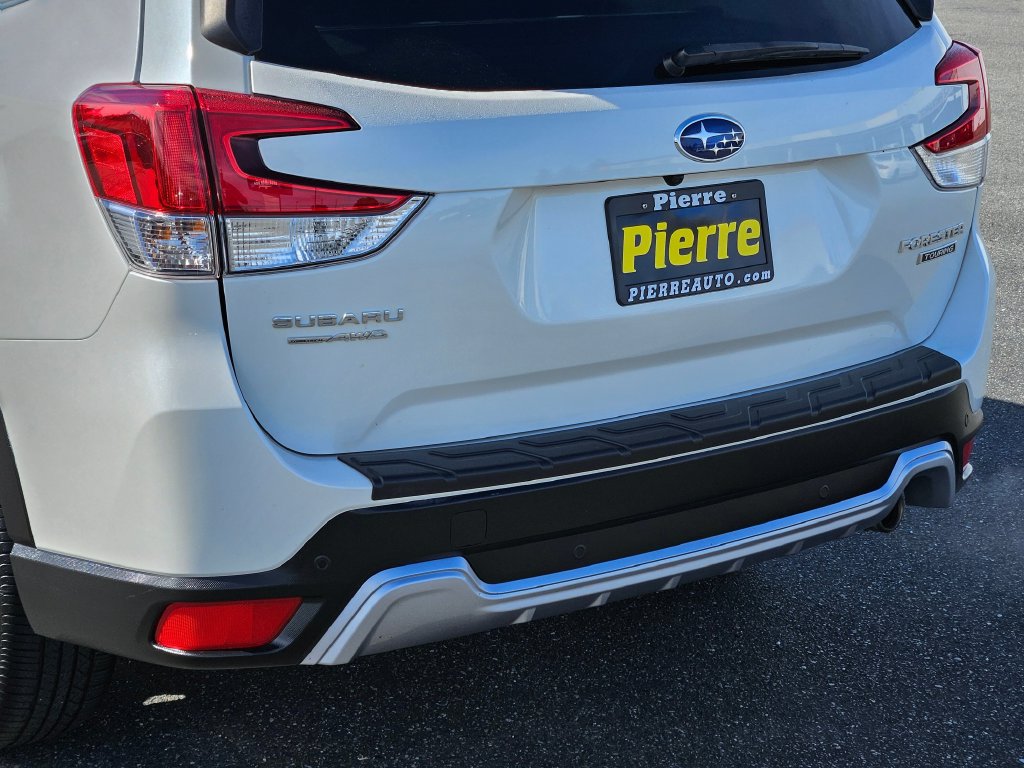 Used 2024 Subaru Forester Touring w/ Convenience Package AWD/4WD image 10