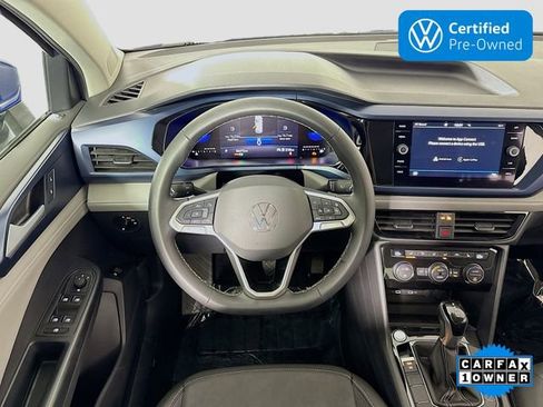 Used 2024 Volkswagen Taos SE image 21
