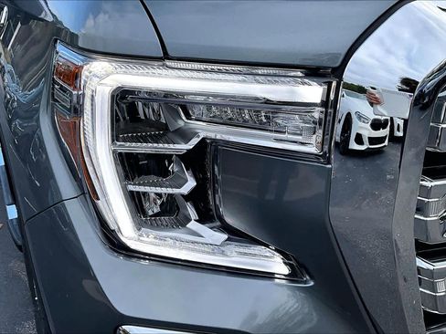 Used 2021 GMC Sierra 1500 SLT w/ SLT Premium Plus Package image 27