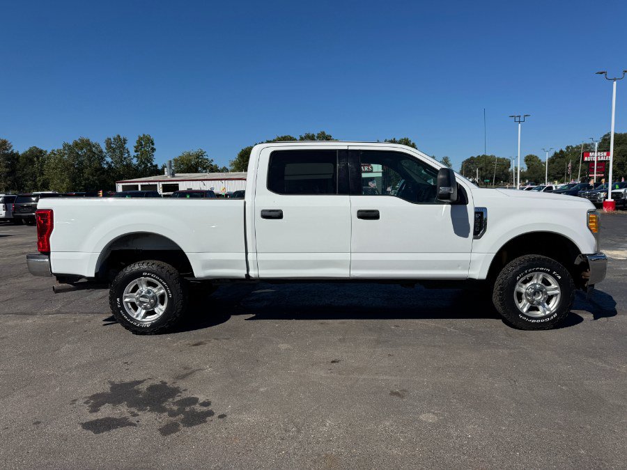 Used 2017 Ford F350 XLT AWD/4WD image 6