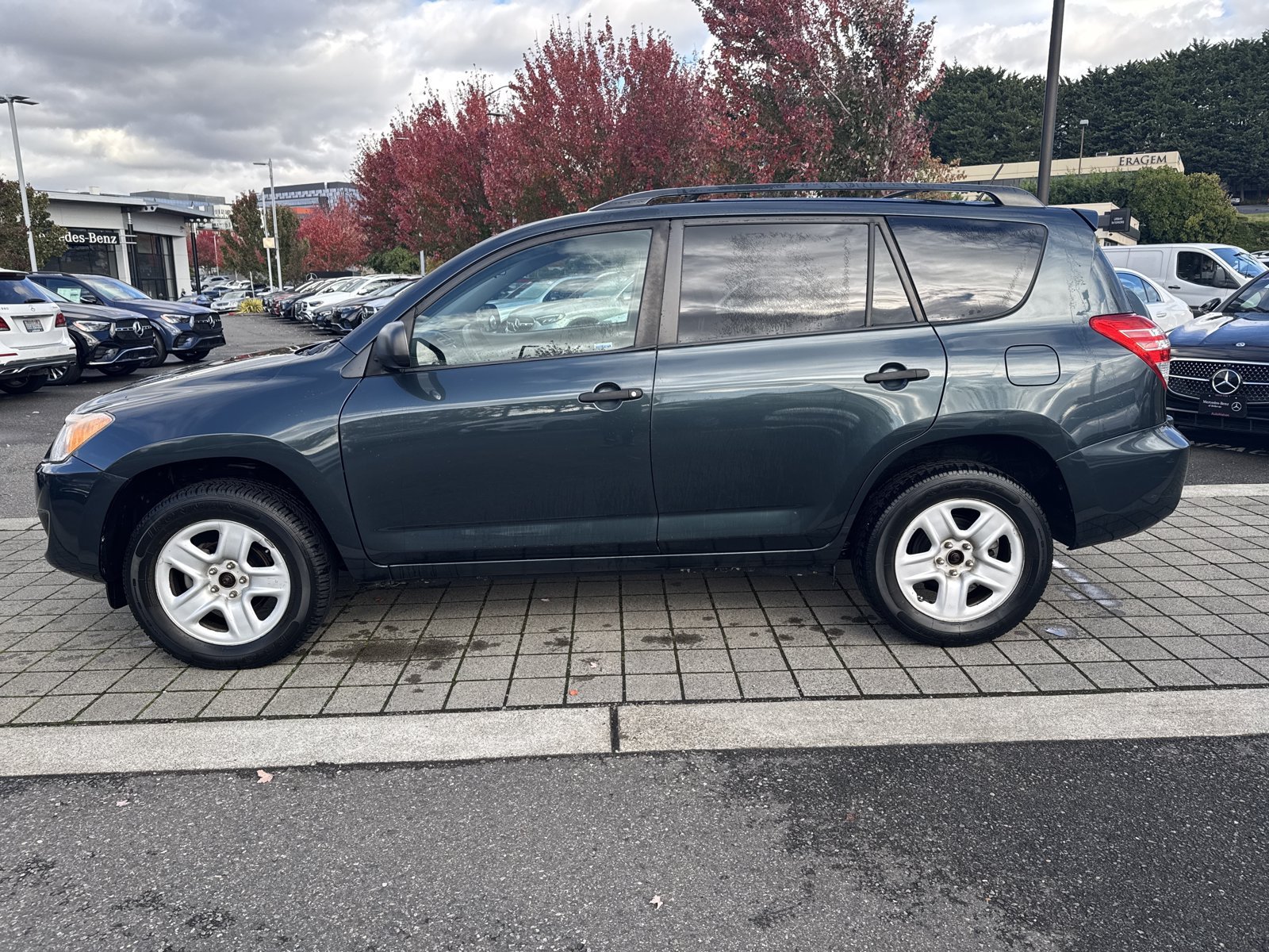 Used 2011 Toyota RAV4 4WD w/ Base L4 Extra Value Pkg image 8