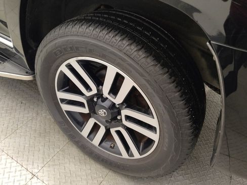 Used 2017 Toyota 4Runner Limited image 31