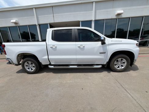 Used 2020 Chevrolet Silverado 1500 LT w/ Texas Edition RWD image 4