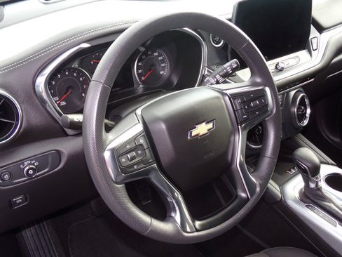 Used 2024 Chevrolet Blazer LT w/ Convenience Package image 14