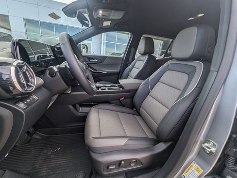 New 2026 Chevrolet Equinox LT w/ Convenience Package II image 12