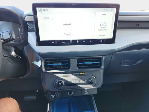 New 2025 Ford Maverick XLT FWD image 13