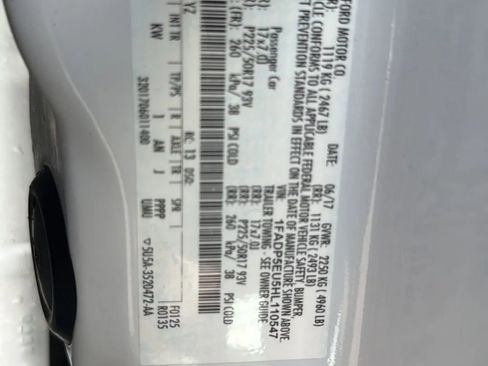 Used 2017 Ford C-MAX Energi SE image 30