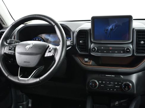 Used 2023 Ford Bronco Sport Outer Banks w/ Tech Package AWD/4WD image 8