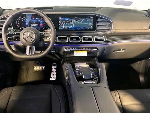 New 2026 Mercedes-Benz GLS 450 4MATIC image 7