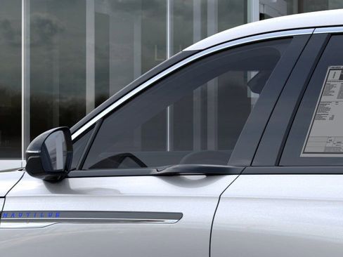 New 2026 Lincoln Nautilus Premier w/ Equipment Group 102A image 20