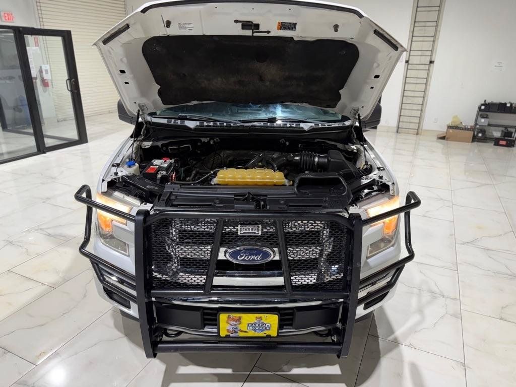 Used 2017 Ford F150 XLT w/ Equipment Group 301A Mid AWD/4WD image 4