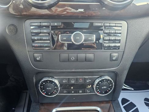 Used 2013 Mercedes-Benz GLK 250 BlueTEC 4MATIC image 29