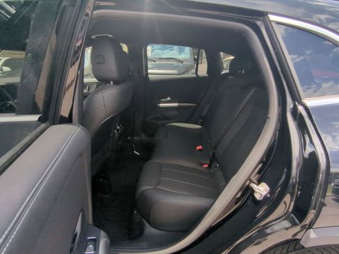 New 2025 Mercedes-Benz GLA 250 image 5