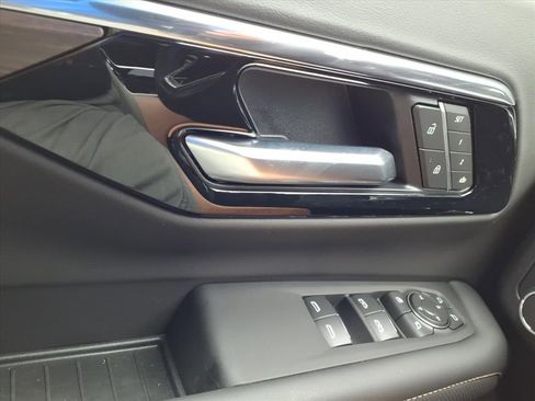 New 2026 Chevrolet Tahoe Premier w/ Sun And Tow Package image 25