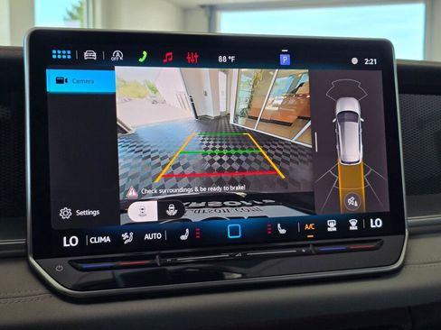 New 2026 Volkswagen Tiguan SE AWD/4WD image 28