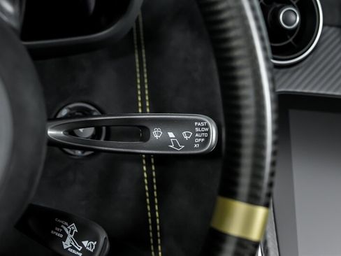 Used 2020 McLaren 600LT Spider RWD image 29