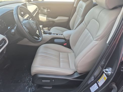 Used 2025 Honda HR-V EX-L image 11