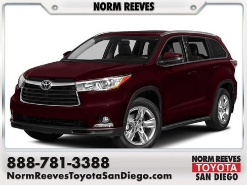 Used 2014 Toyota Highlander LE FWD image 1