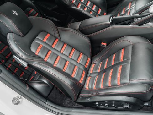 Used 2014 Ferrari FF AWD/4WD image 25