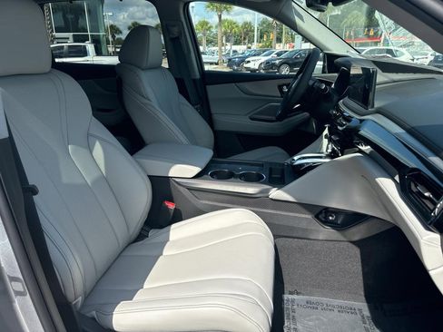 Certified 2025 Acura MDX FWD w/ Technology Package image 17