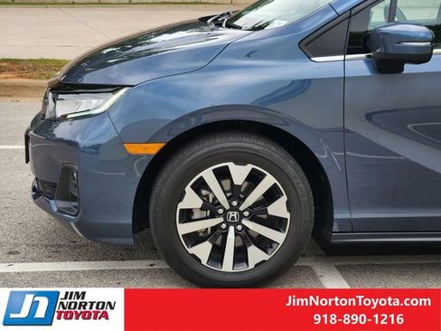 Used 2025 Honda Odyssey EX-L image 8