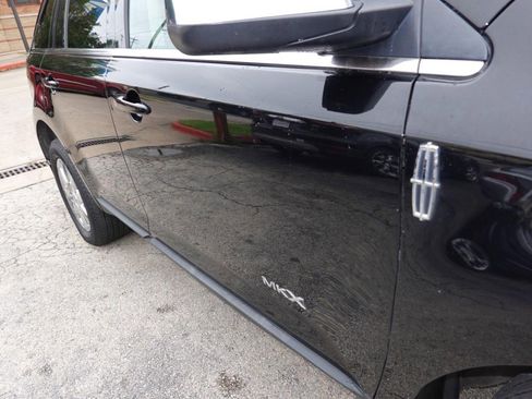 Used 2008 Lincoln MKX AWD image 11