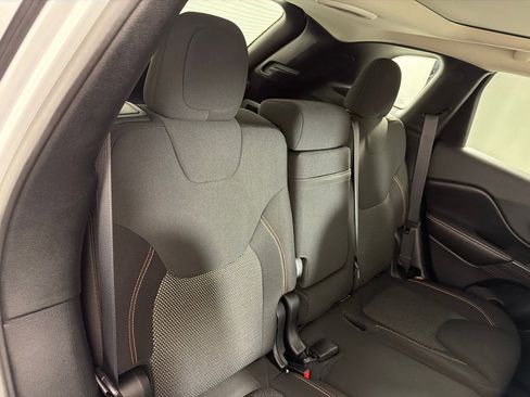 Used 2016 Jeep Cherokee 75th Anniversary image 24