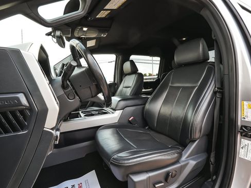 Used 2022 Ford F250 Lariat w/ Lariat Ultimate Package AWD/4WD image 33