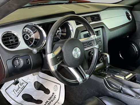 Used 2013 Ford Mustang GT Premium w/ Security Pkg RWD image 14