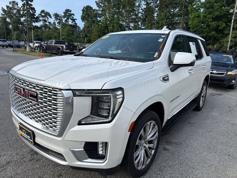 Used 2022 GMC Yukon Denali AWD/4WD image 4