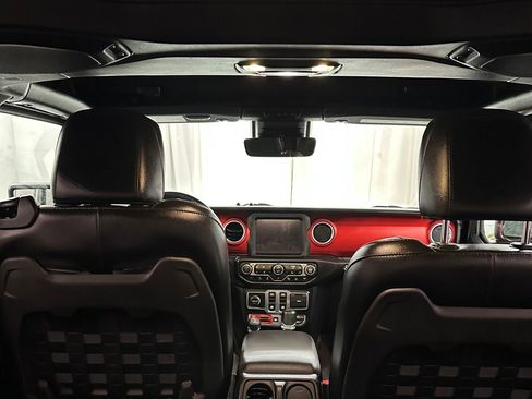 Used 2019 Jeep Wrangler Rubicon AWD/4WD image 30