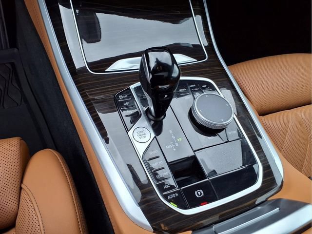 Used 2023 BMW X5 xDrive40i w/ Premium Package AWD/4WD image 29