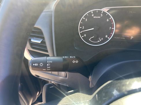 Used 2021 Nissan Rogue S image 31