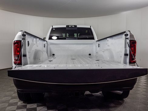 New 2026 RAM 3500 Tradesman AWD/4WD image 36