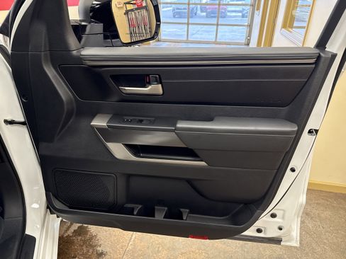 Used 2022 Toyota Tundra SR5 w/ SR5 Premium Package image 14