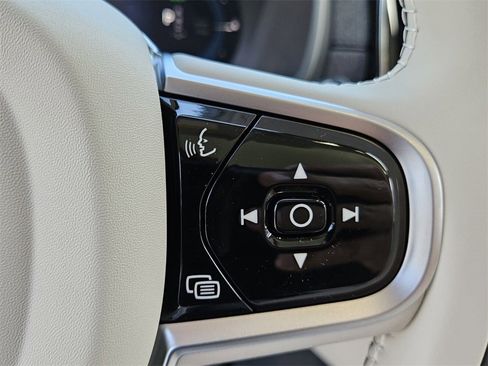 New 2025 Volvo XC90 T8 Ultra w/ Protection Package Premier image 37
