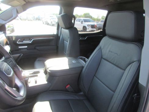 New 2026 GMC Sierra 1500 Denali AWD/4WD image 13