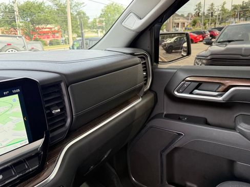 Used 2025 Chevrolet Silverado 1500 RST w/ Protection Package AWD/4WD image 24