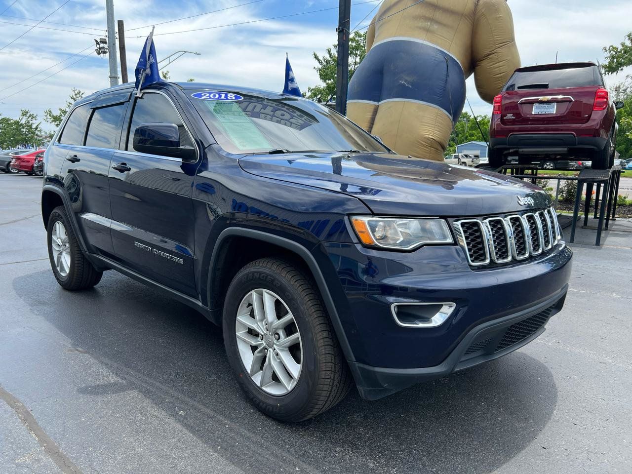 Used 2018 Jeep Grand Cherokee Laredo AWD/4WD image 8