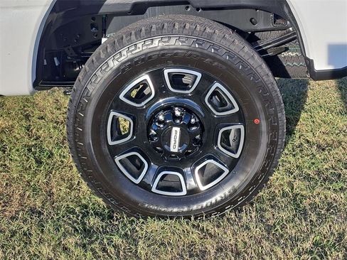 New 2026 Ford F250 Platinum image 50