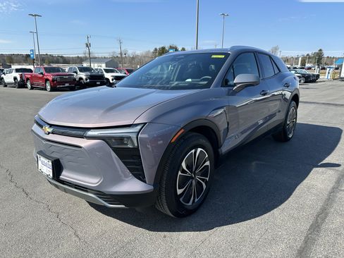 New 2025 Chevrolet Blazer EV LT image 6