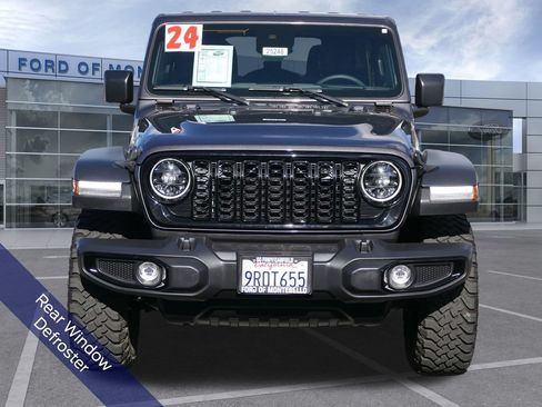 Used 2024 Jeep Wrangler Unlimited Sport AWD/4WD image 8