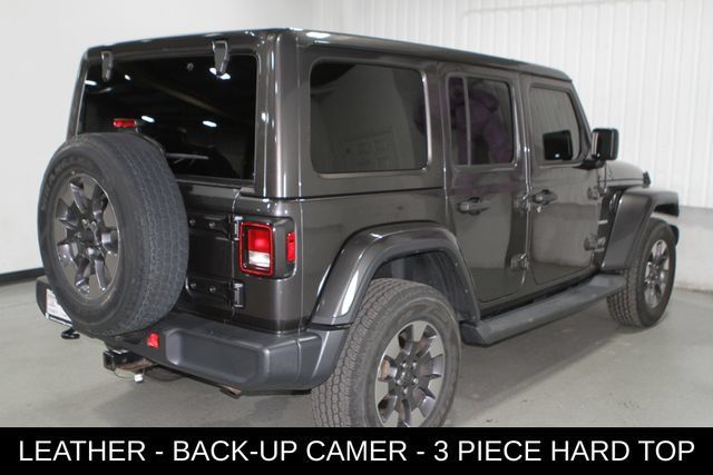 Used 2018 Jeep Wrangler Unlimited Sahara AWD/4WD image 33