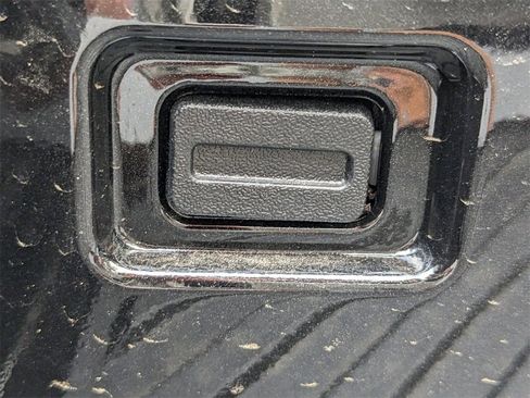 New 2025 GMC Hummer EV 2X image 14